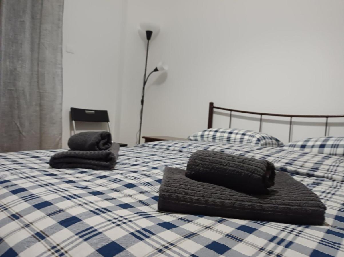Rooms In The Apartment Athènes Extérieur photo
